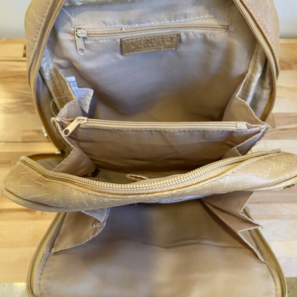 Veneto New York Handwoven Backpack With Vegan Leather Accents - Picture 7 of 10